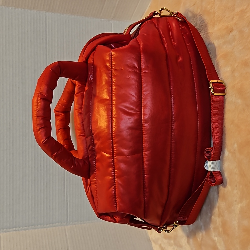 (NWOT) ESTEE BUBBLE PURSE